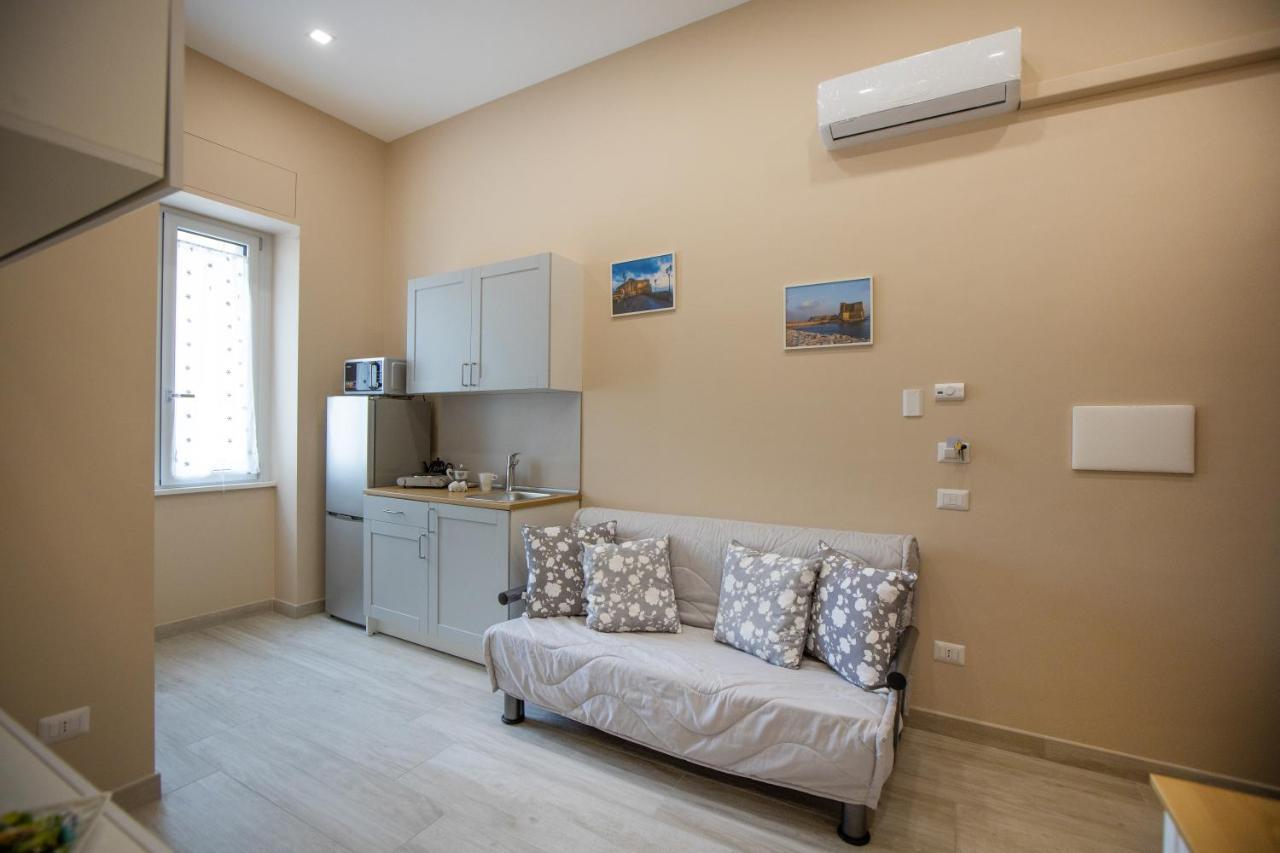 Casa Cavaliere Bed & Breakfast Наполи Екстериор снимка